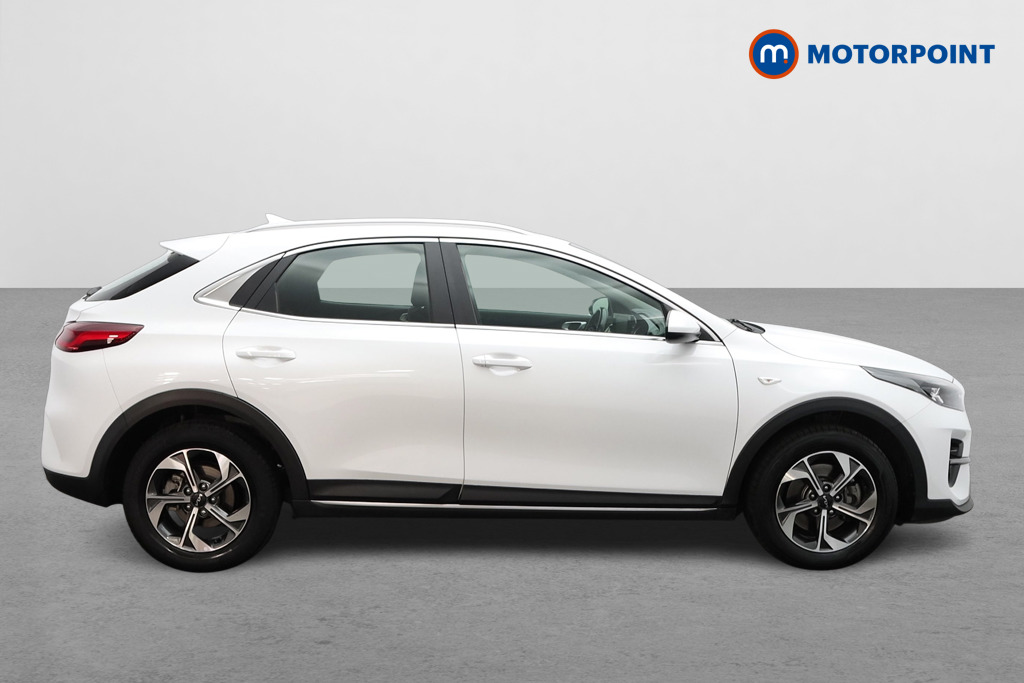 KIA Xceed 2 Manual Petrol Hatchback - Stock Number (1570235) - Drivers side