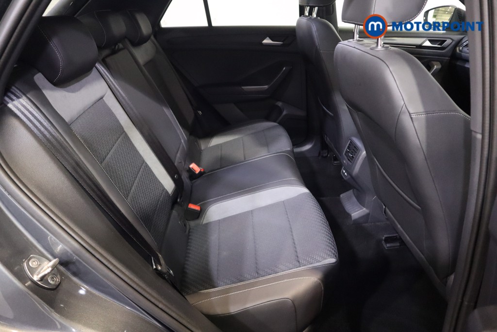 Volkswagen T-Roc R-Line Automatic Petrol SUV - Stock Number (1570277) - 7th supplementary image