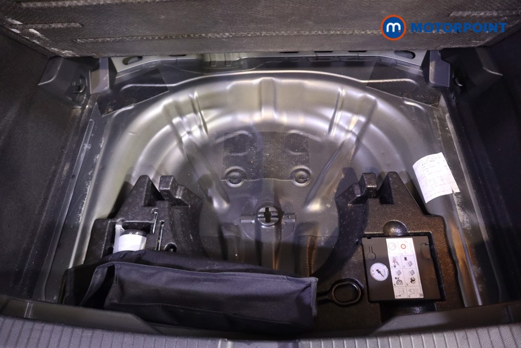 Volkswagen T-Roc R-Line Automatic Petrol SUV - Stock Number (1570277) - 27th supplementary image