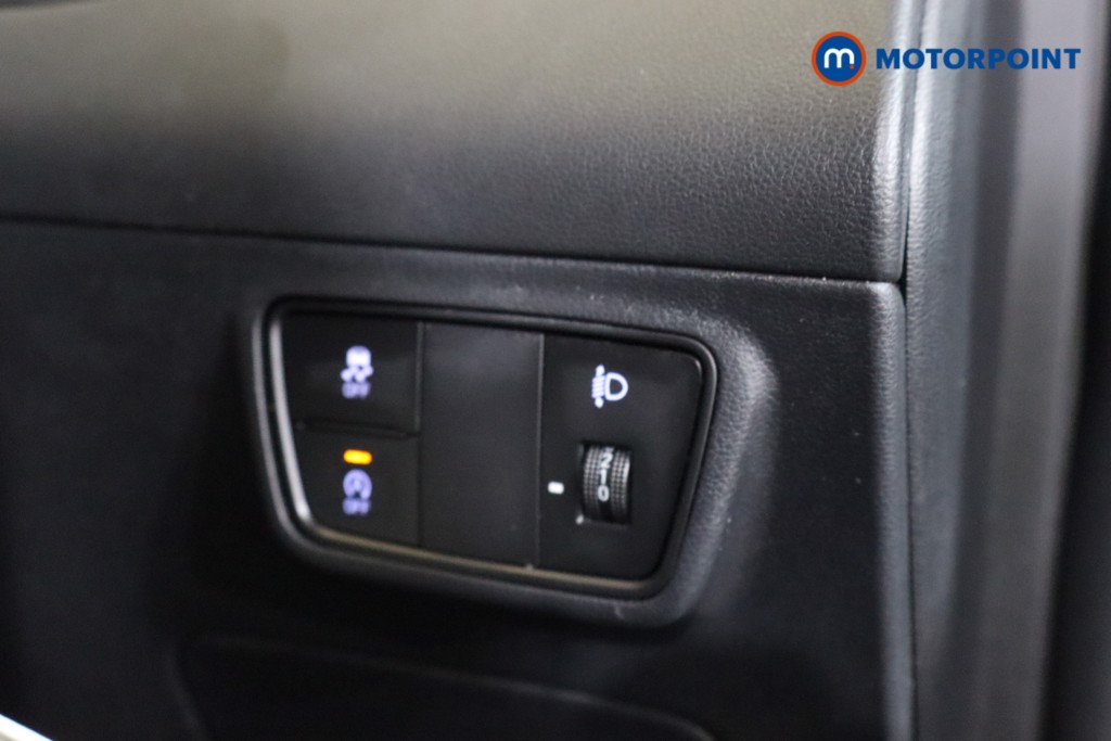 Hyundai Tucson Se Connect Manual Petrol SUV - Stock Number (1570807) - 5th supplementary image