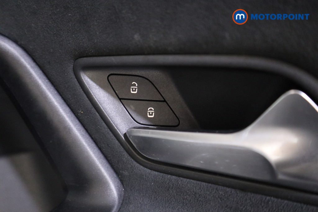 Mercedes-Benz A Class Amg Line Automatic Petrol Hatchback - Stock Number (1571080) - 11th supplementary image