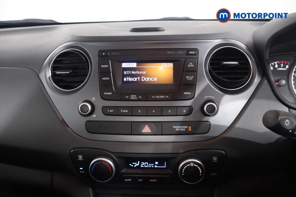 Hyundai I10 Premium Manual Petrol Hatchback - Stock Number (1571239) - 2nd supplementary image