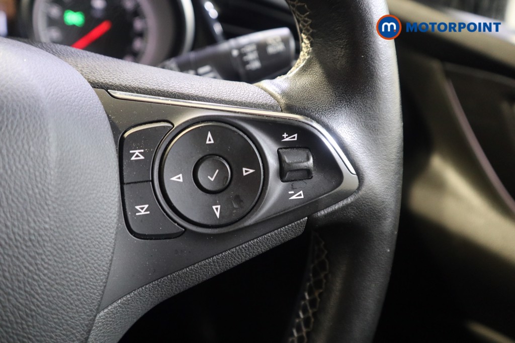 Vauxhall Insignia SRI Manual Diesel Hatchback - Stock Number (1571241) - 4th supplementary image