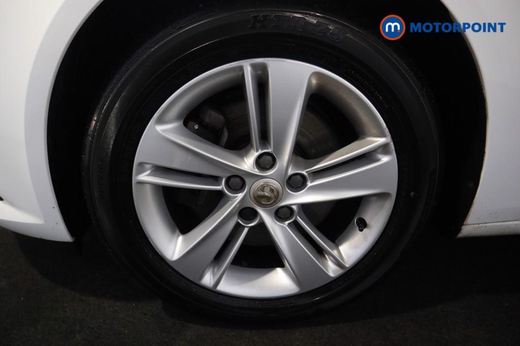 Vauxhall Insignia SRI Manual Diesel Hatchback - Stock Number (1571241) - 17th supplementary image