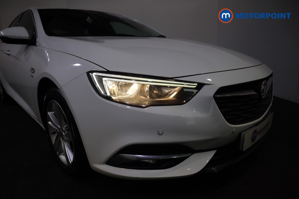 Vauxhall Insignia SRI Manual Diesel Hatchback - Stock Number (1571241) - 25th supplementary image