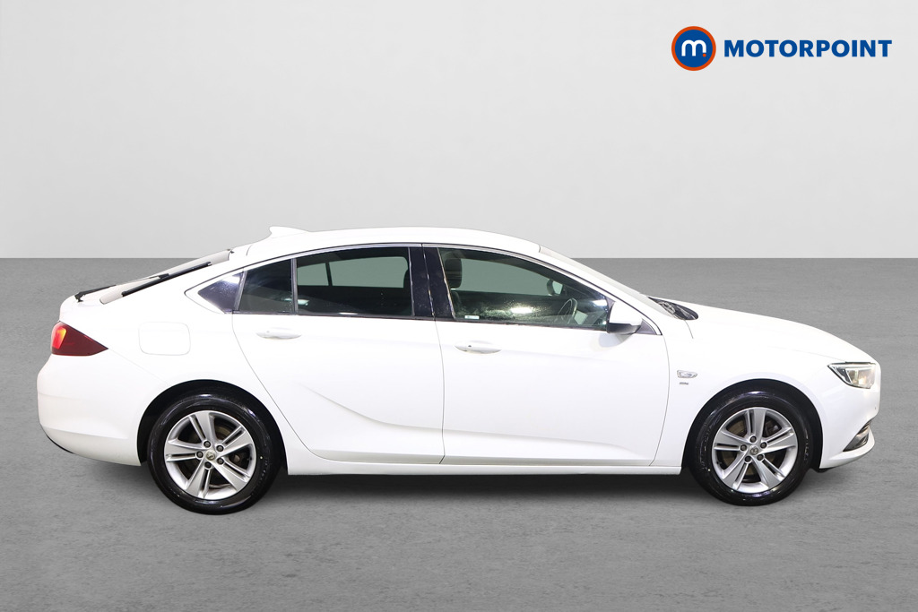 Vauxhall Insignia SRI Manual Diesel Hatchback - Stock Number (1571241) - Drivers side