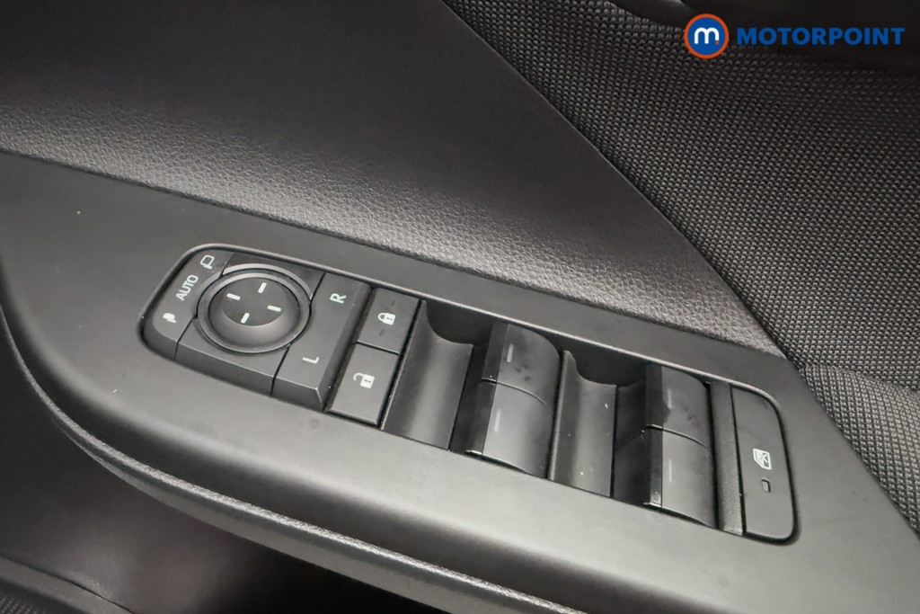 Toyota C-Hr Design Automatic Petrol Plug-In Hybrid SUV - Stock Number (1571563) - 17th supplementary image
