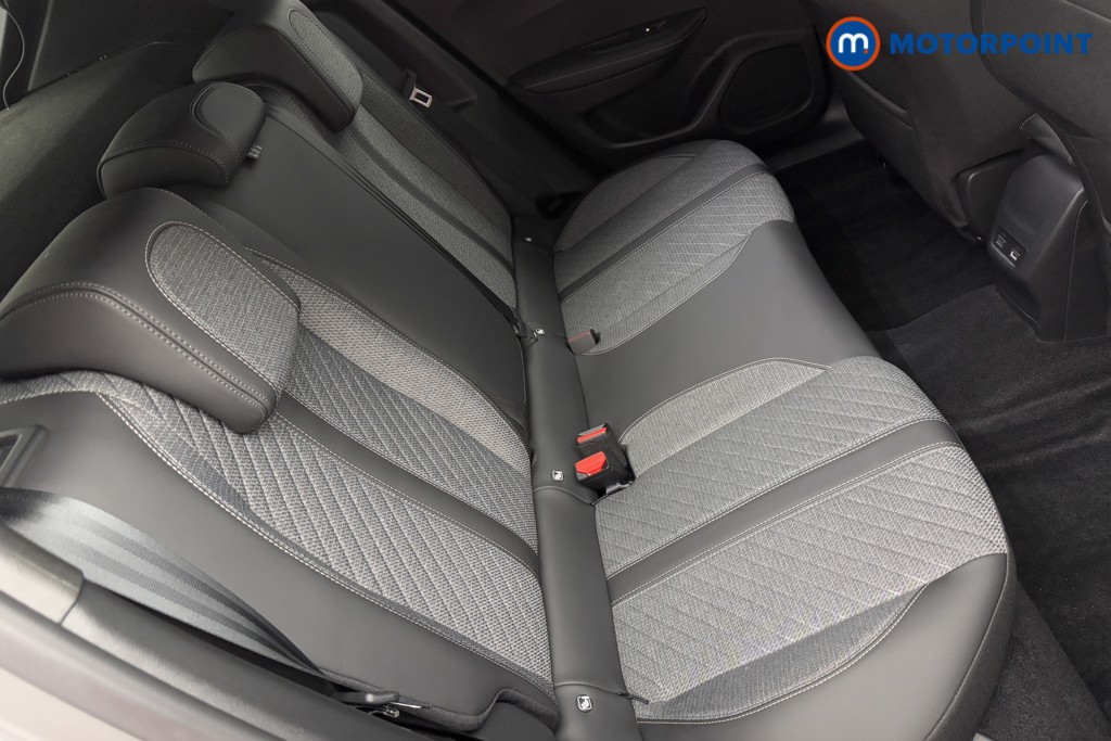 Peugeot 2008 Allure Manual Petrol SUV - Stock Number (1571577) - 24th supplementary image