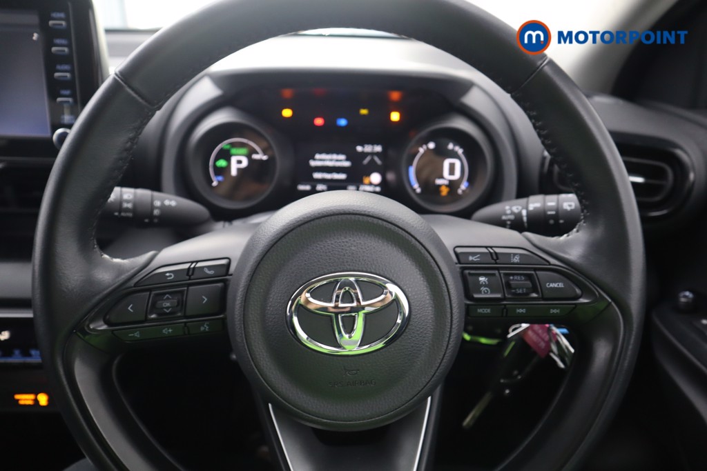 Toyota Yaris Design Automatic Petrol-Electric Hybrid Hatchback - Stock Number (1571651) - 7th supplementary image