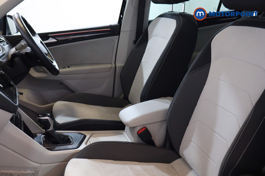 Volkswagen Tiguan Elegance Automatic Diesel SUV - Stock Number (1571964) - 12th supplementary image