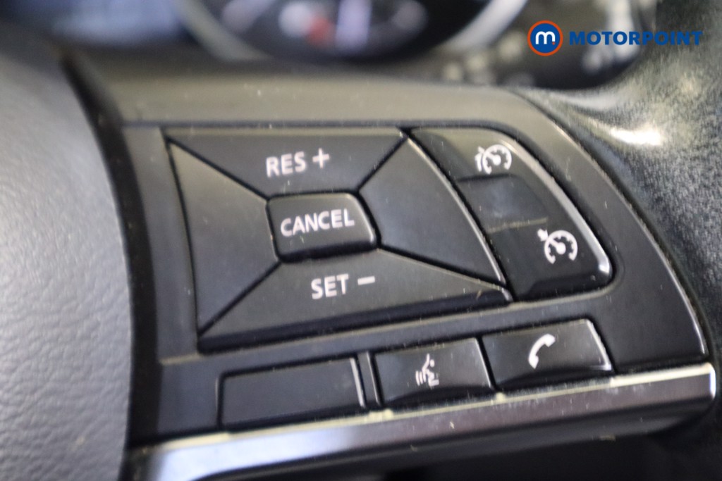 Nissan Qashqai Tekna Manual Diesel SUV - Stock Number (1572129) - 20th supplementary image