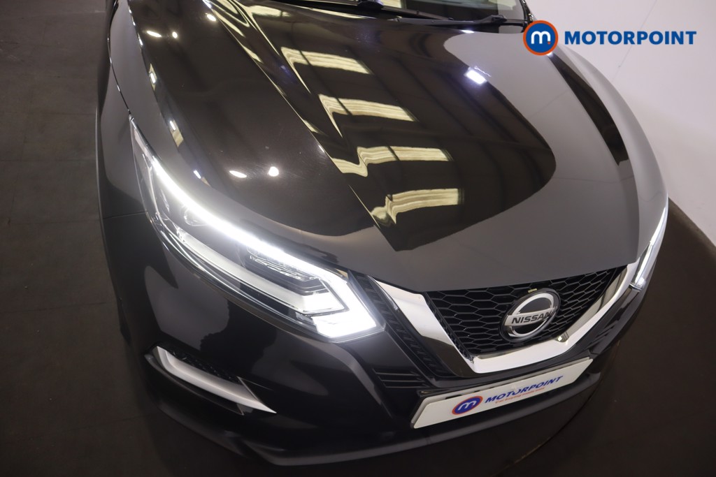 Nissan Qashqai Tekna Manual Diesel SUV - Stock Number (1572129) - 37th supplementary image