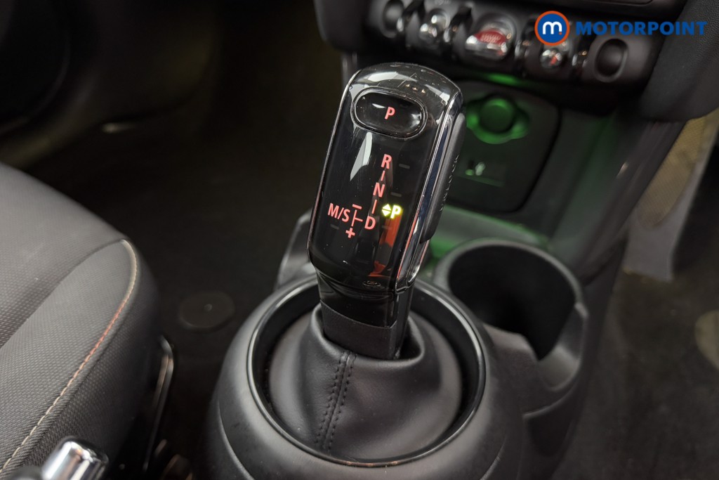 Mini Hatchback Cooper Classic Automatic Petrol Hatchback - Stock Number (1572329) - 13th supplementary image