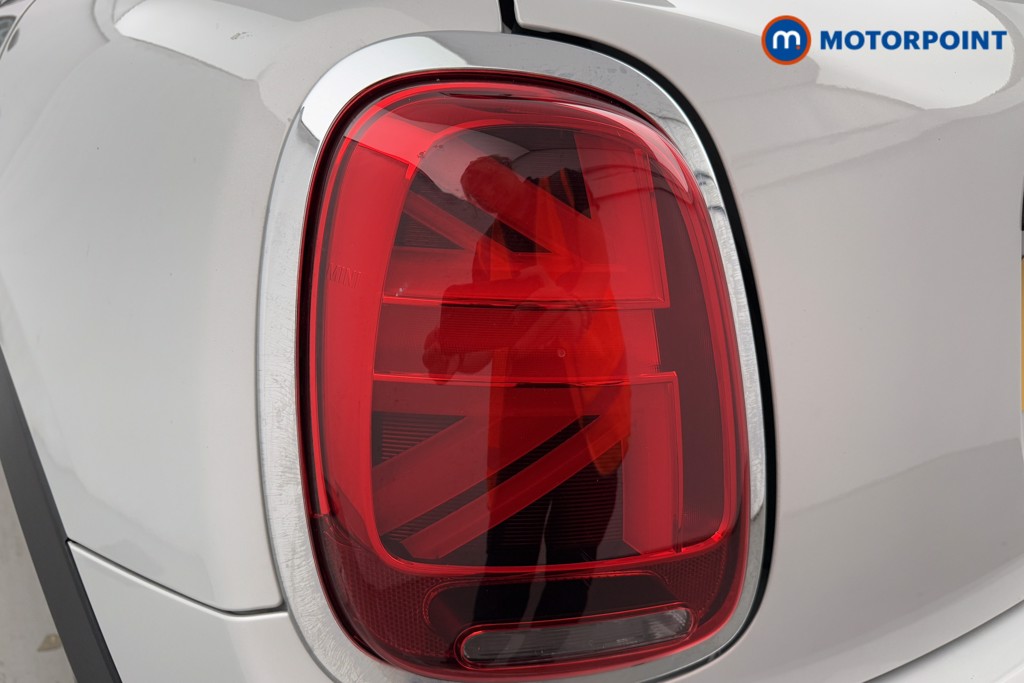 Mini Hatchback Cooper Classic Automatic Petrol Hatchback - Stock Number (1572329) - 26th supplementary image