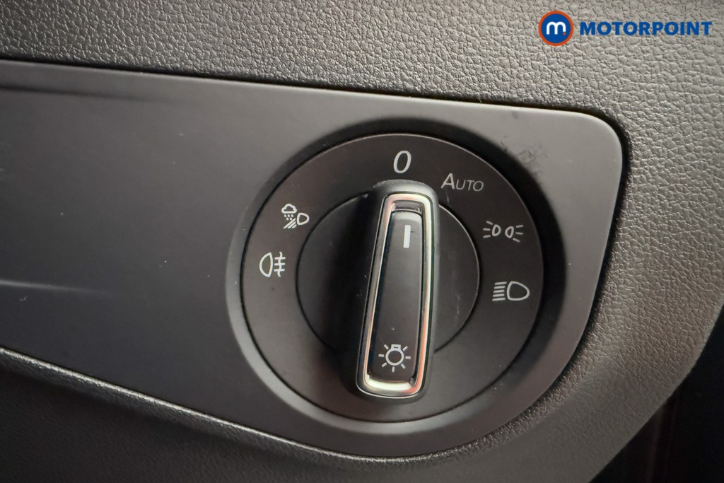 Volkswagen Tiguan R-Line Automatic Petrol SUV - Stock Number (1572336) - 17th supplementary image