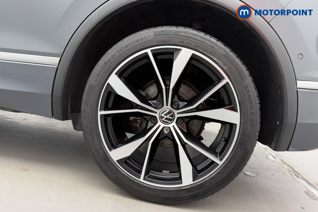 Volkswagen Tiguan R-Line Automatic Petrol SUV - Stock Number (1572336) - 33rd supplementary image