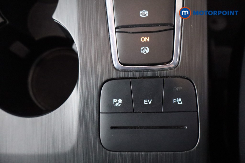 Ford Kuga St-Line Automatic Petrol Plug-In Hybrid SUV - Stock Number (1572537) - 19th supplementary image