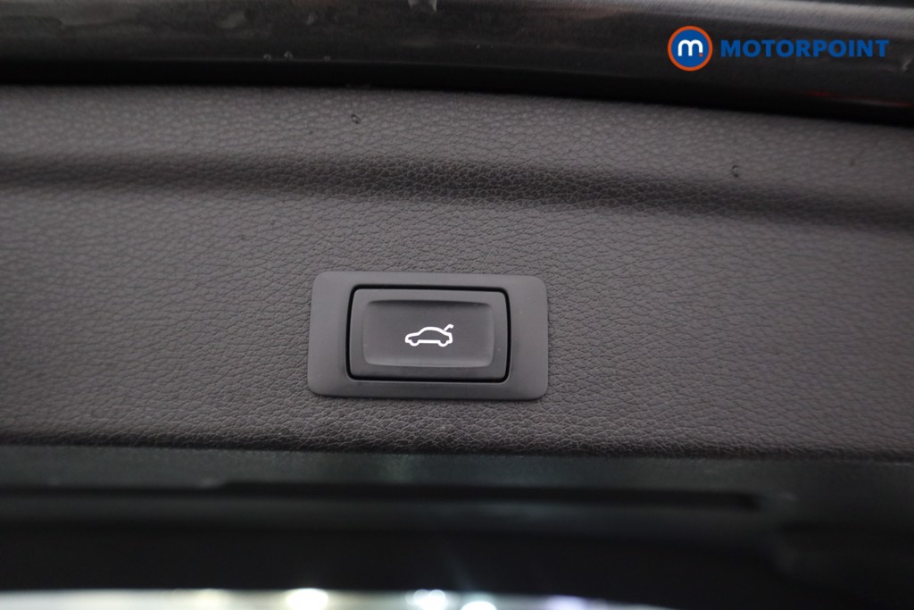 Audi Q3 S Line Automatic Petrol SUV - Stock Number (1572625) - 16th supplementary image