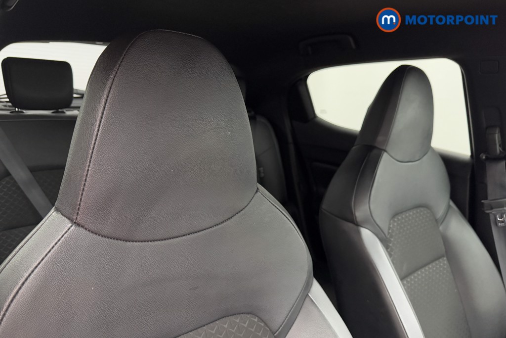 Nissan Juke N-Connecta Automatic Petrol SUV - Stock Number (1572643) - 20th supplementary image