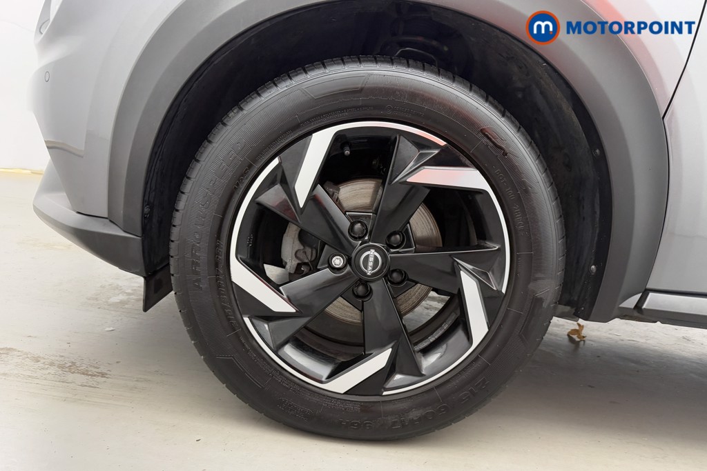 Nissan Juke N-Connecta Automatic Petrol SUV - Stock Number (1572643) - 31st supplementary image