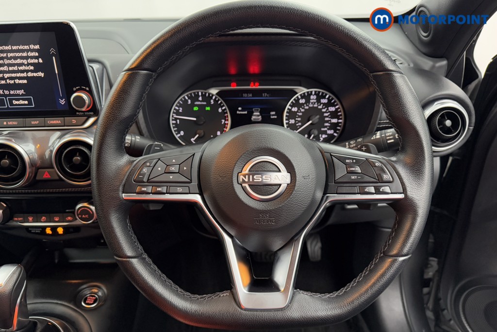 Nissan Juke N-Connecta Automatic Petrol SUV - Stock Number (1572667) - 3rd supplementary image