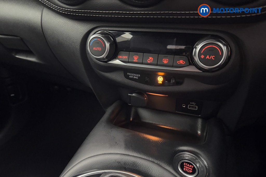 Nissan Juke N-Connecta Automatic Petrol SUV - Stock Number (1572667) - 12th supplementary image