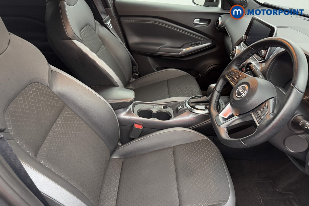 Nissan Juke N-Connecta Automatic Petrol SUV - Stock Number (1572667) - 19th supplementary image