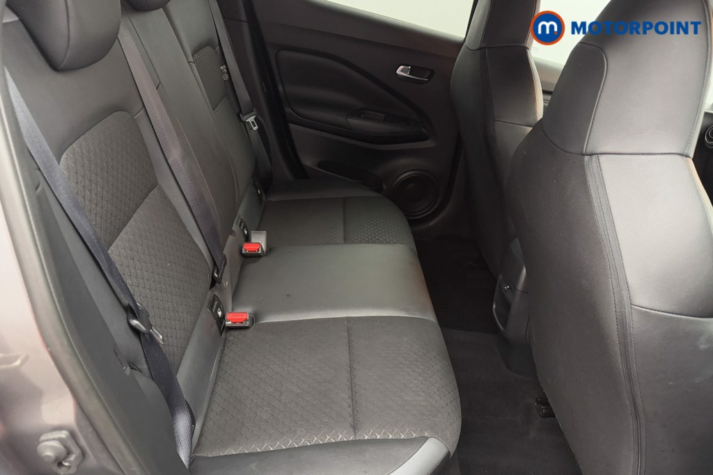 Nissan Juke N-Connecta Automatic Petrol SUV - Stock Number (1572667) - 21st supplementary image