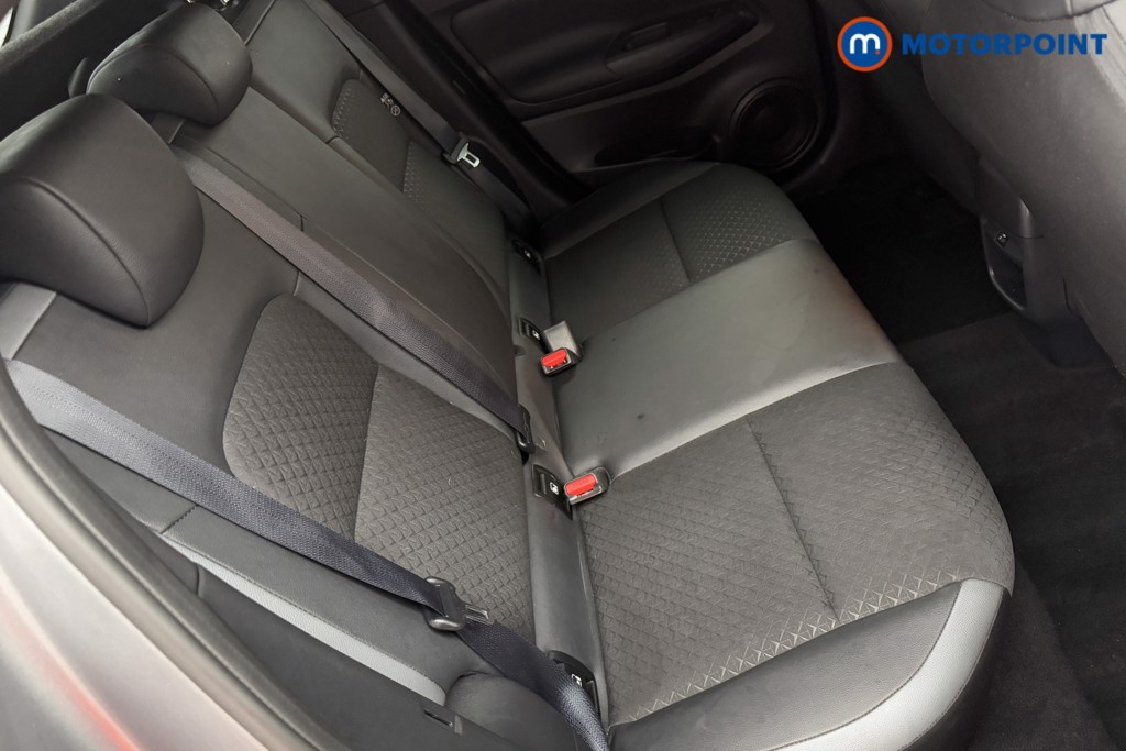 Nissan Juke N-Connecta Automatic Petrol SUV - Stock Number (1572667) - 23rd supplementary image