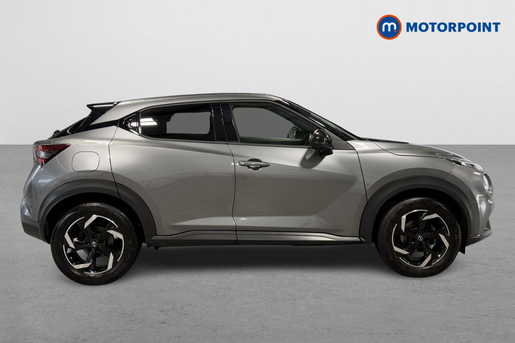 Nissan Juke N-Connecta Automatic Petrol SUV - Stock Number (1572667) - Drivers side