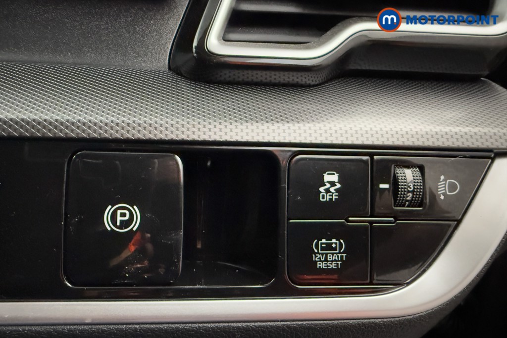 KIA Sportage 3 Automatic Petrol-Electric Hybrid SUV - Stock Number (1572732) - 20th supplementary image