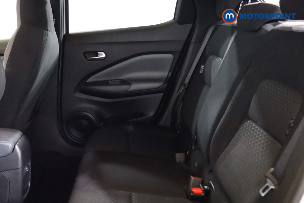 Nissan Juke N-Connecta Automatic Petrol SUV - Stock Number (1573163) - 13th supplementary image