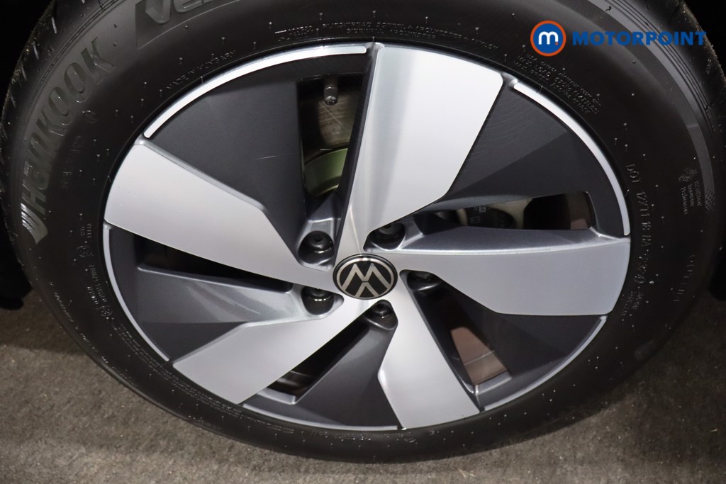 Volkswagen Passat Life Automatic Petrol Plug-In Hybrid Estate - Stock Number (1573307) - 9th supplementary image