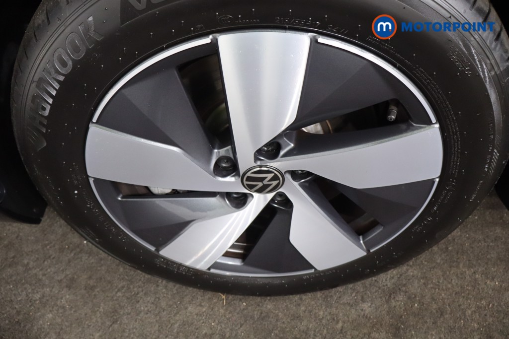 Volkswagen Passat Life Automatic Petrol Plug-In Hybrid Estate - Stock Number (1573307) - 12th supplementary image