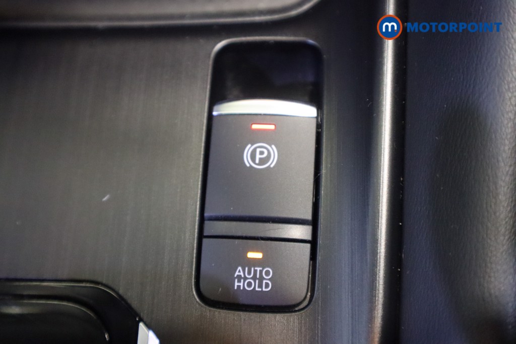 Nissan Qashqai N-Connecta Automatic Petrol-Electric Hybrid SUV - Stock Number (1573799) - 21st supplementary image