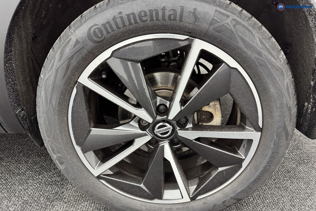 Nissan Qashqai Tekna Automatic Petrol SUV - Stock Number (1574459) - 32nd supplementary image