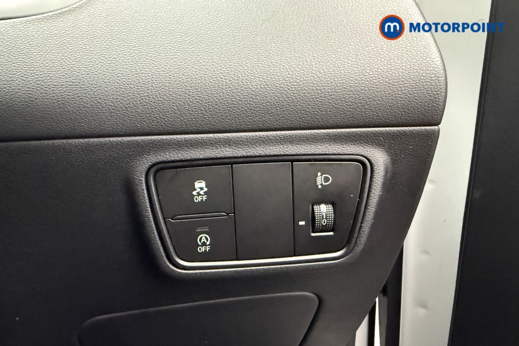 Hyundai Tucson Se Connect Manual Petrol SUV - Stock Number (1575402) - 15th supplementary image