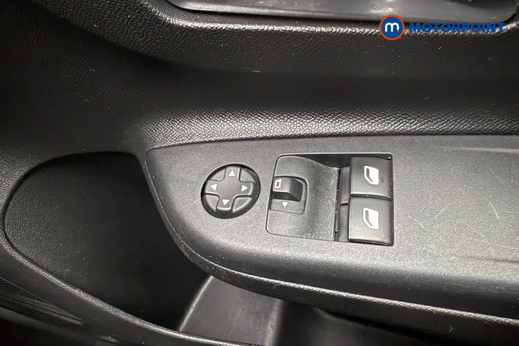 Vauxhall Corsa Se Premium Manual Petrol Hatchback - Stock Number (1576027) - 13th supplementary image