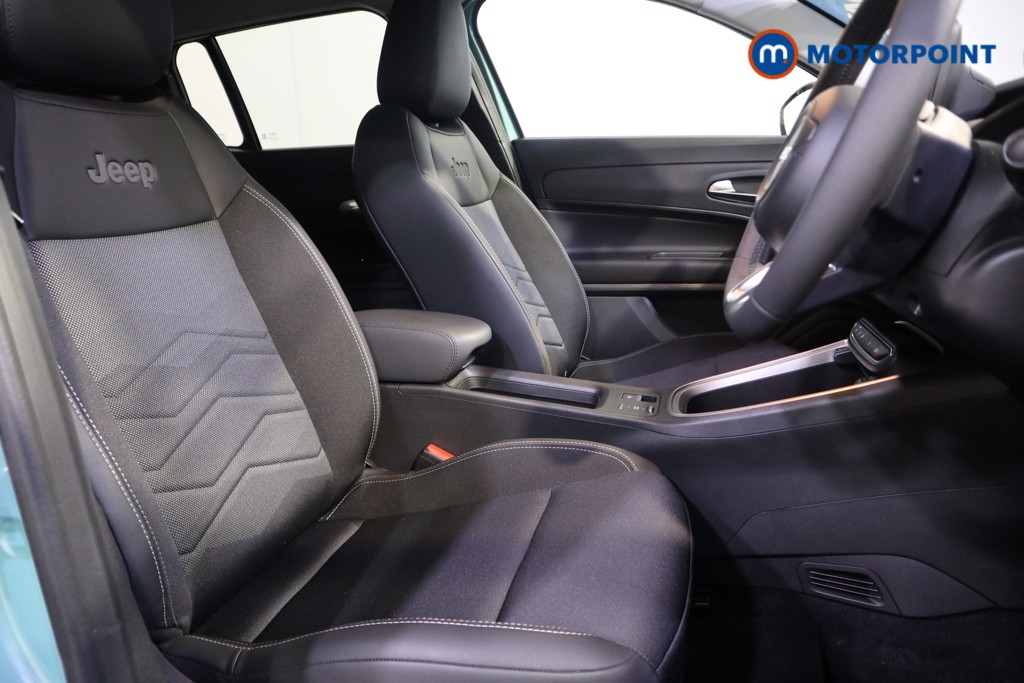 Jeep Avenger Summit Automatic Electric SUV - Stock Number (1576285) - 9th supplementary image