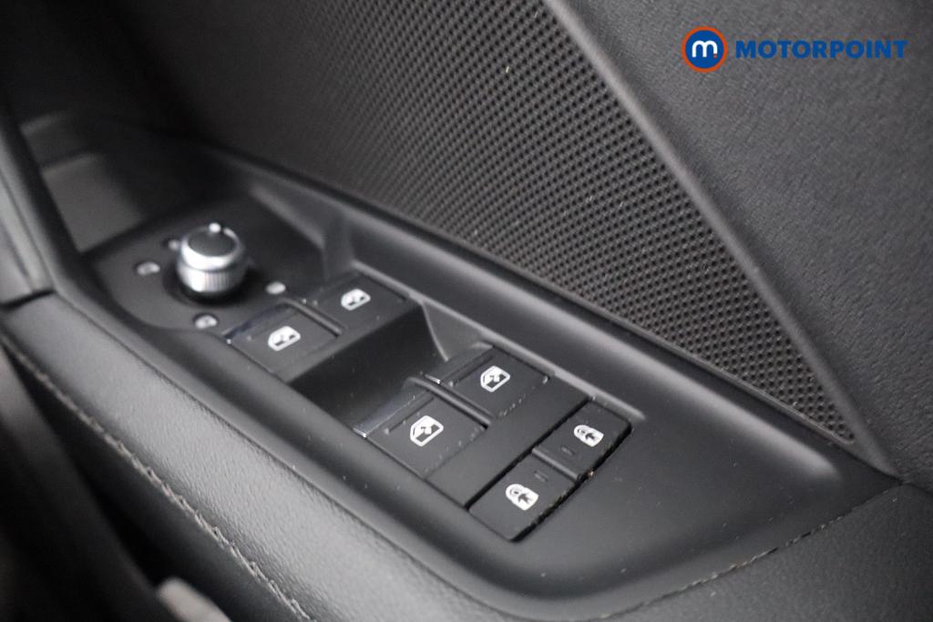 Audi A3 S Line Automatic Petrol Hatchback - Stock Number (1576495) - 14th supplementary image