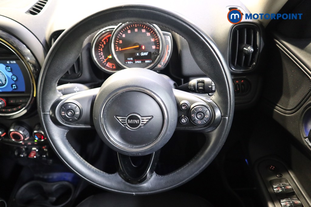 Mini Countryman Cooper Classic Manual Petrol SUV - Stock Number (1576791) - 2nd supplementary image