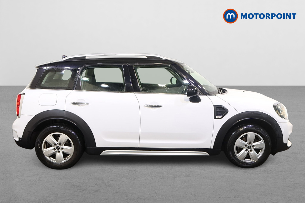 Mini Countryman Cooper Classic Manual Petrol SUV - Stock Number (1576791) - Drivers side