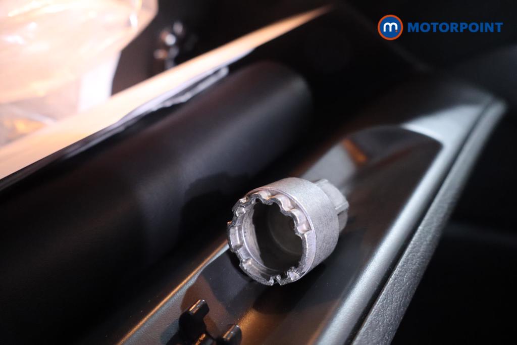 Hyundai Tucson Se Nav Manual Petrol SUV - Stock Number (1576983) - 5th supplementary image
