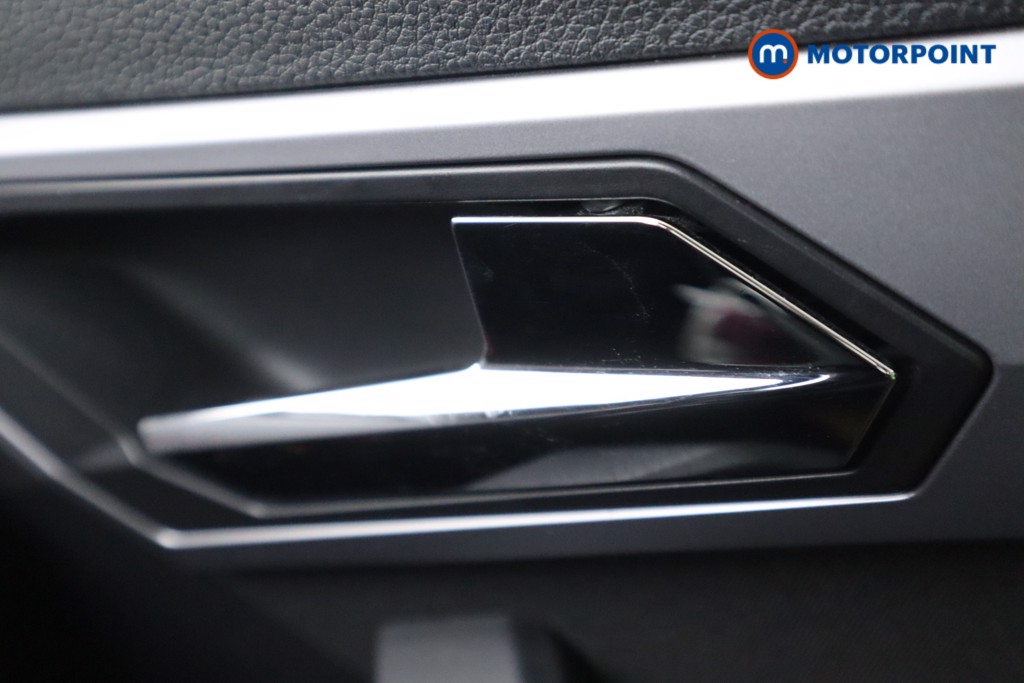 Seat Arona FR Manual Petrol SUV - Stock Number (1576985) - 9th supplementary image