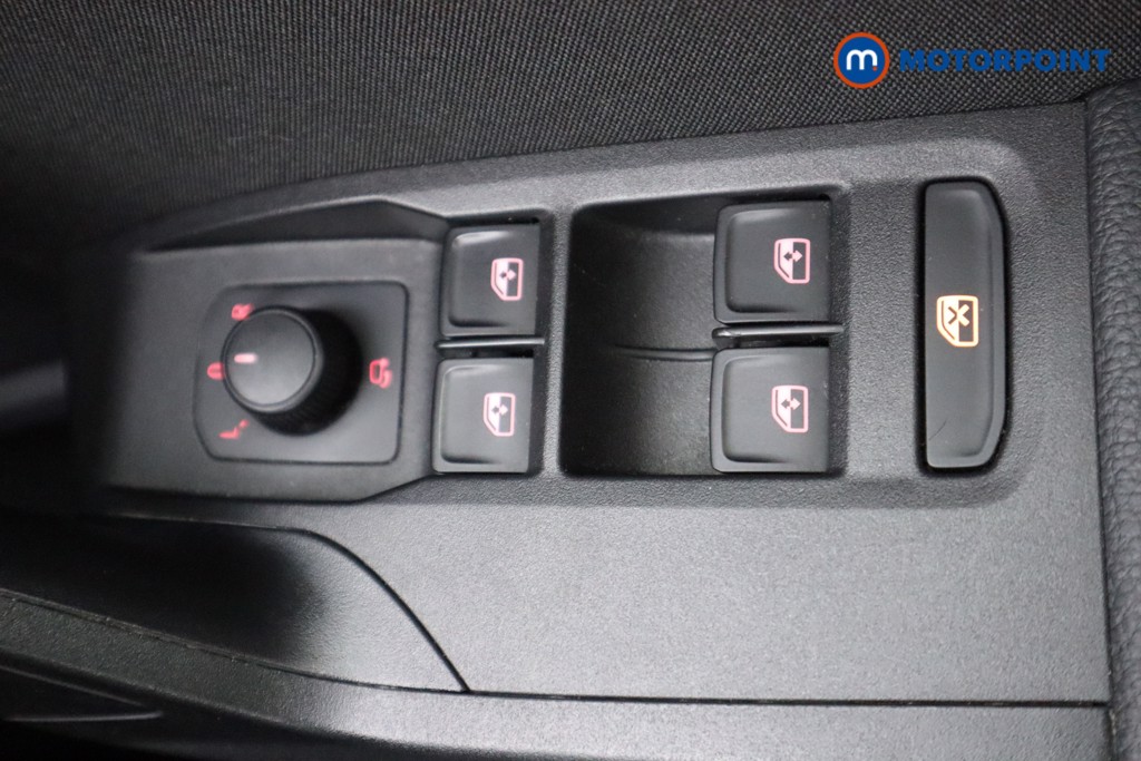 Seat Arona FR Manual Petrol SUV - Stock Number (1576985) - 10th supplementary image