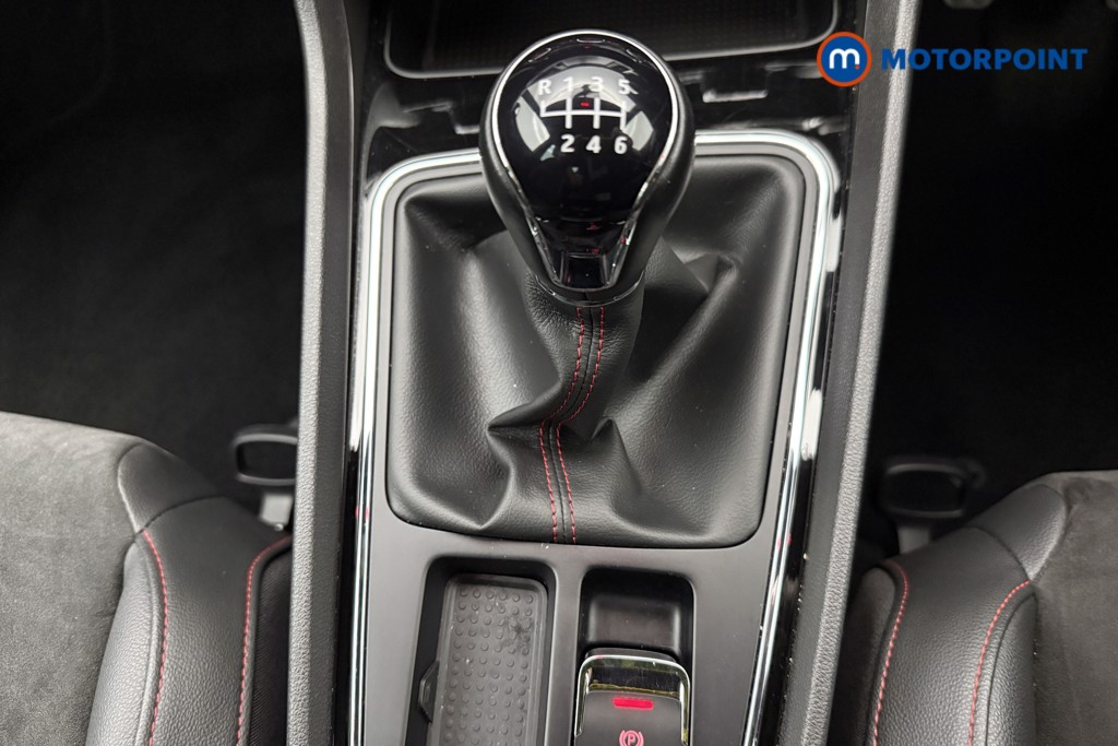 Seat Leon Fr Black Edition Manual Petrol Hatchback - Stock Number (1577381) - 7th supplementary image