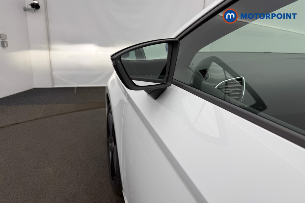 Seat Leon Fr Black Edition Manual Petrol Hatchback - Stock Number (1577381) - 29th supplementary image
