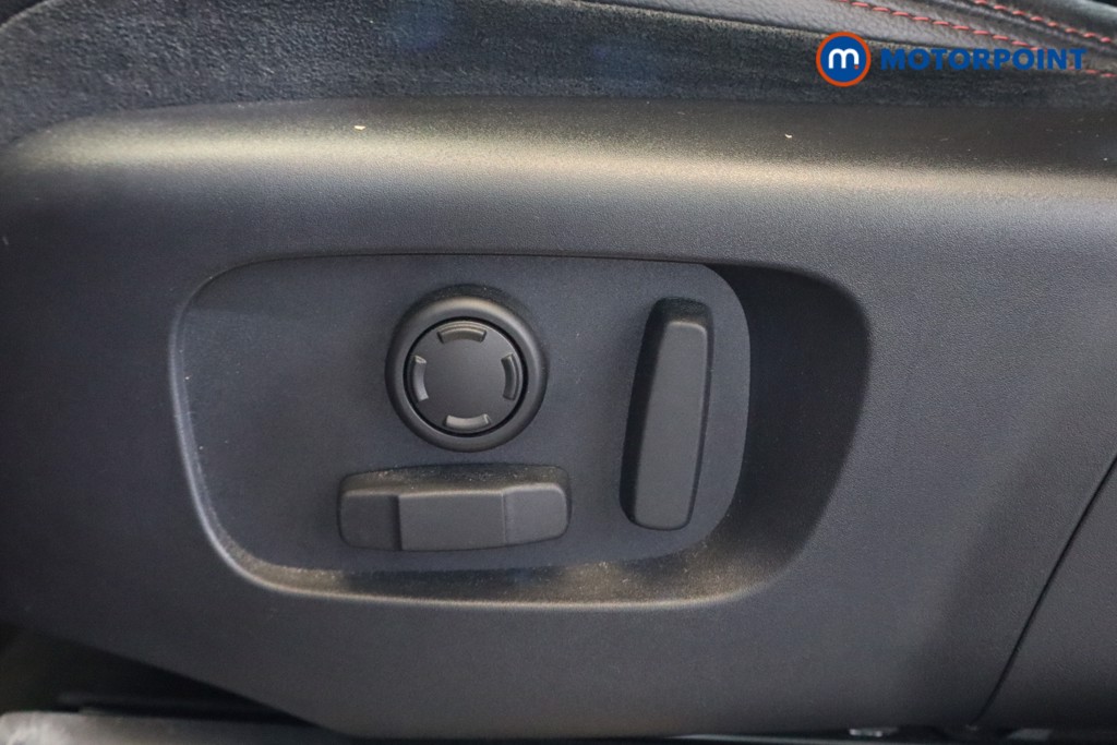 Land Rover Discovery Sport R-Dynamic S Automatic Diesel SUV - Stock Number (1577586) - 12th supplementary image