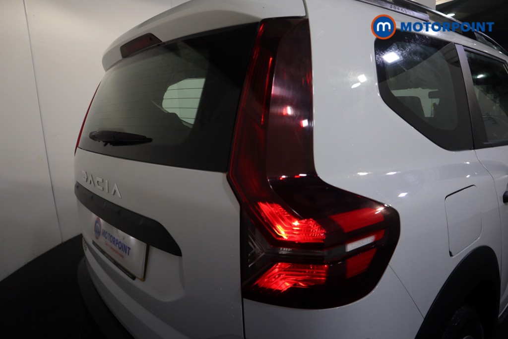Dacia Jogger Essential Manual Petrol People Carrier - Stock Number (1577640) - 17th supplementary image