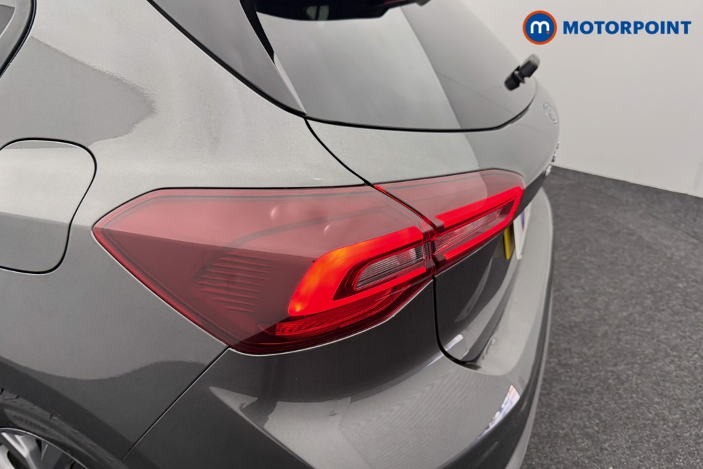 Ford Focus St-Line Edition Manual Petrol-Electric Hybrid Hatchback - Stock Number (1577650) - 23rd supplementary image